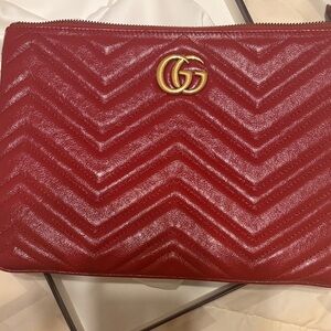 Gucci Red Chevron Pouch with Gold Logo Authentic w/dust bag & cards